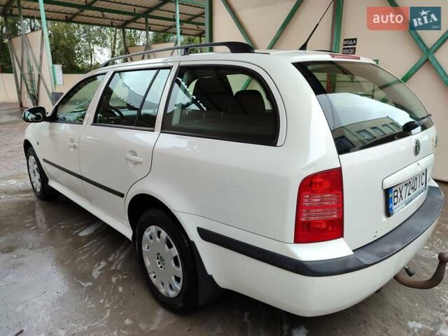 Білий Шкода Октавія, об'ємом двигуна 1.6 л та пробігом 217 тис. км за 5500 $, фото 29 на Automoto.ua
