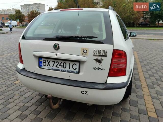 Білий Шкода Октавія, об'ємом двигуна 1.6 л та пробігом 217 тис. км за 5500 $, фото 8 на Automoto.ua