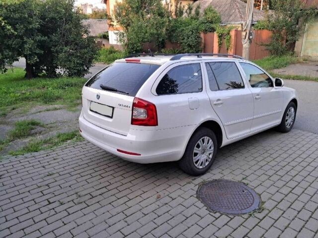 Белый Шкода Октавия, объемом двигателя 1.6 л и пробегом 149 тыс. км за 7900 $, фото 16 на Automoto.ua