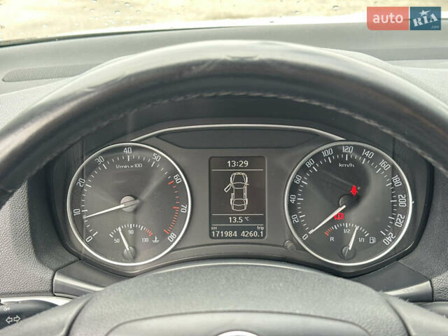 Белый Шкода Октавия, объемом двигателя 1.8 л и пробегом 171 тыс. км за 7800 $, фото 27 на Automoto.ua