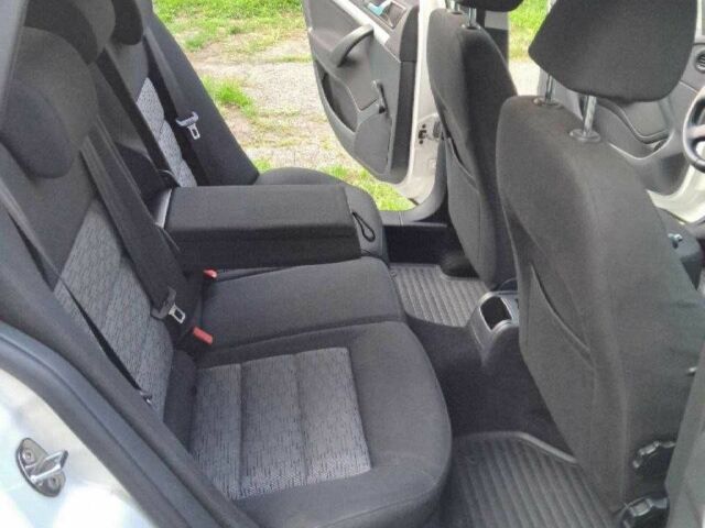 Белый Шкода Октавия, объемом двигателя 1.6 л и пробегом 149 тыс. км за 7900 $, фото 22 на Automoto.ua