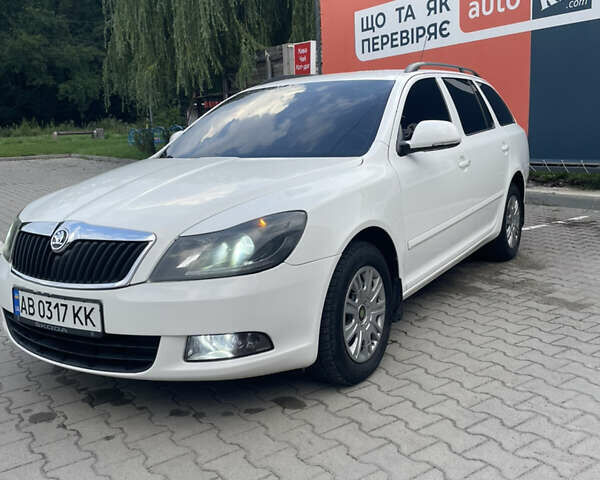 Белый Шкода Октавия, объемом двигателя 1.6 л и пробегом 280 тыс. км за 7900 $, фото 9 на Automoto.ua