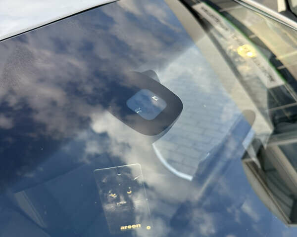 Білий Шкода Октавія, об'ємом двигуна 2 л та пробігом 260 тис. км за 9400 $, фото 47 на Automoto.ua