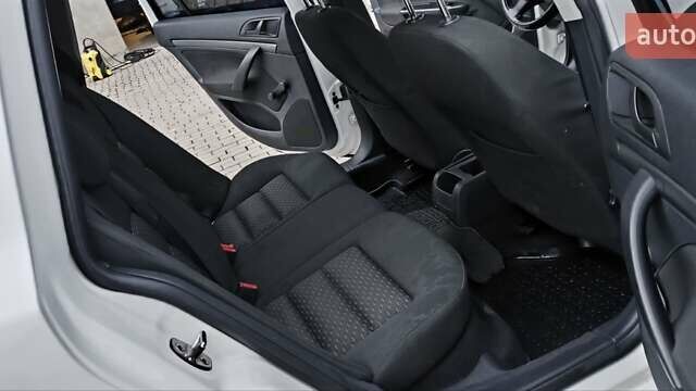 Шкода Октавия 2009 в Мукачеве на Automoto.ua Белый Шкода Октавия, объемом двигателя 1.39 л и пробегом 251 тыс. км за 7300 $, фото 15 на Automoto.ua