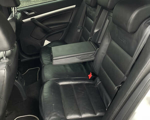 Білий Шкода Октавія, об'ємом двигуна 1.98 л та пробігом 232 тис. км за 8900 $, фото 17 на Automoto.ua