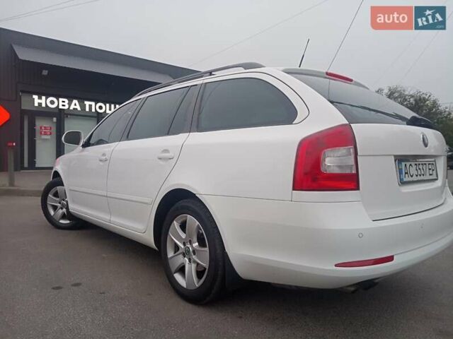 Шкода Октавия 2009 в Владимир-Волынский на Automoto.ua Белый Шкода Октавия, объемом двигателя 1.8 л и пробегом 254 тыс. км за 7100 $, фото 5 на Automoto.ua