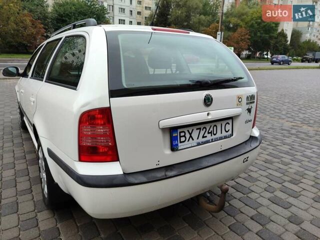 Білий Шкода Октавія, об'ємом двигуна 1.6 л та пробігом 217 тис. км за 5500 $, фото 15 на Automoto.ua