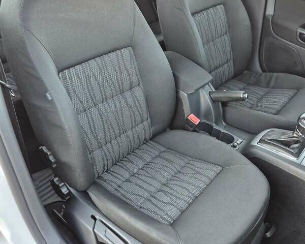 Білий Шкода Октавія, об'ємом двигуна 1.8 л та пробігом 222 тис. км за 7500 $, фото 24 на Automoto.ua