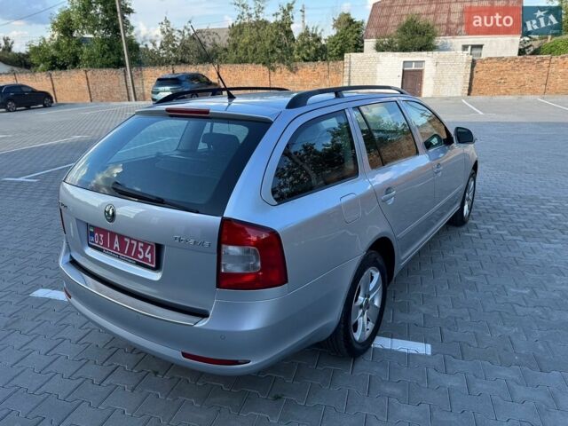 Белый Шкода Октавия, объемом двигателя 1.8 л и пробегом 232 тыс. км за 7999 $, фото 16 на Automoto.ua