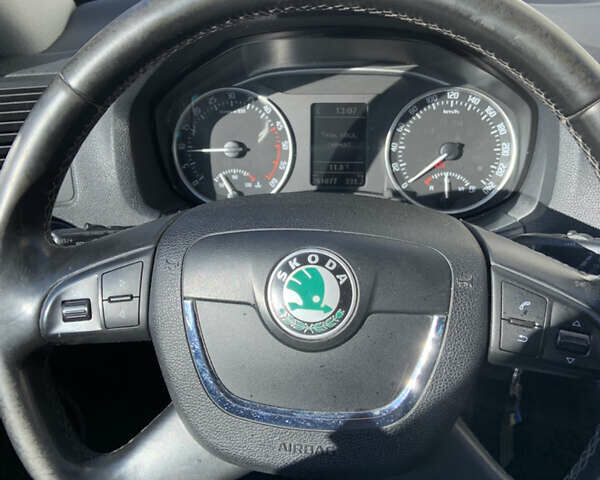 Білий Шкода Октавія, об'ємом двигуна 1.98 л та пробігом 261 тис. км за 7999 $, фото 13 на Automoto.ua