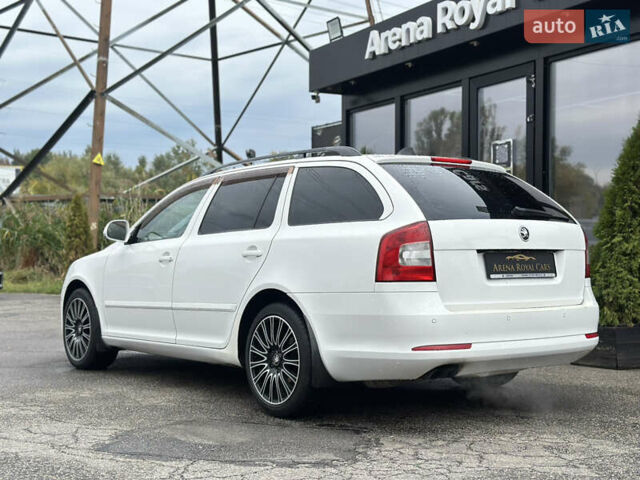Белый Шкода Октавия, объемом двигателя 1.8 л и пробегом 171 тыс. км за 7800 $, фото 11 на Automoto.ua