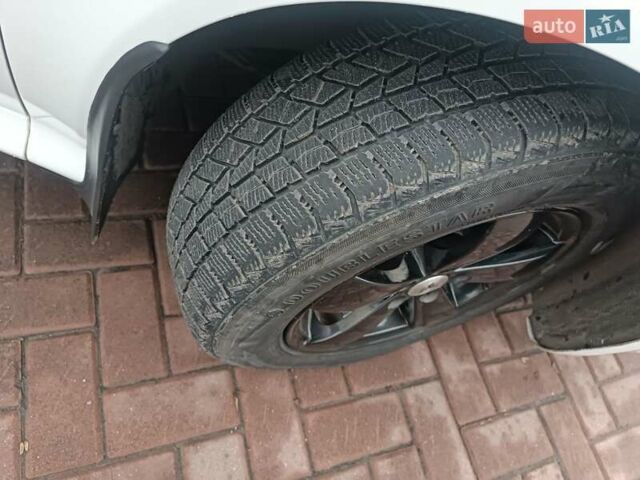 Белый Шкода Октавия, объемом двигателя 1.6 л и пробегом 274 тыс. км за 5300 $, фото 21 на Automoto.ua