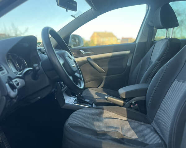 Белый Шкода Октавия, объемом двигателя 1.6 л и пробегом 236 тыс. км за 8200 $, фото 23 на Automoto.ua