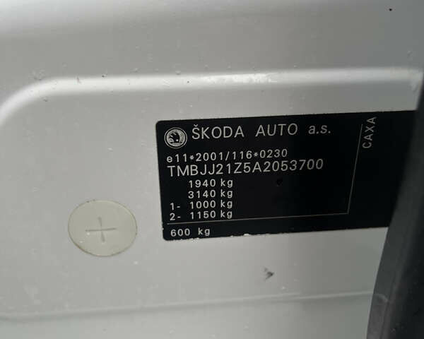 Белый Шкода Октавия, объемом двигателя 1.4 л и пробегом 164 тыс. км за 7400 $, фото 12 на Automoto.ua