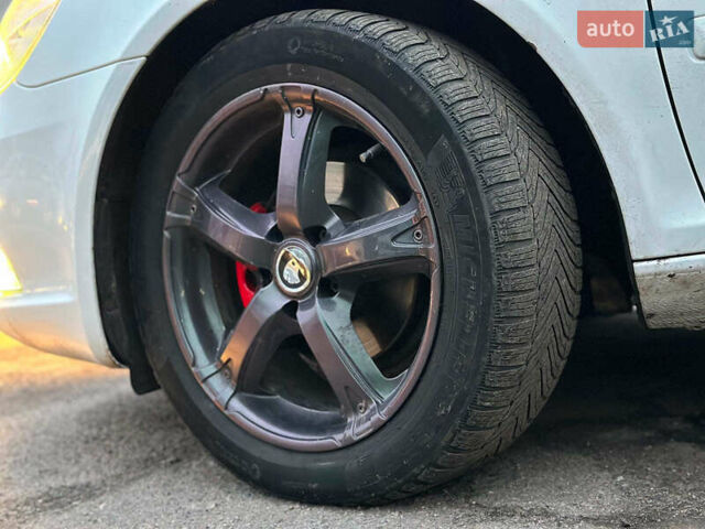 Білий Шкода Октавія, об'ємом двигуна 1.8 л та пробігом 316 тис. км за 7290 $, фото 2 на Automoto.ua