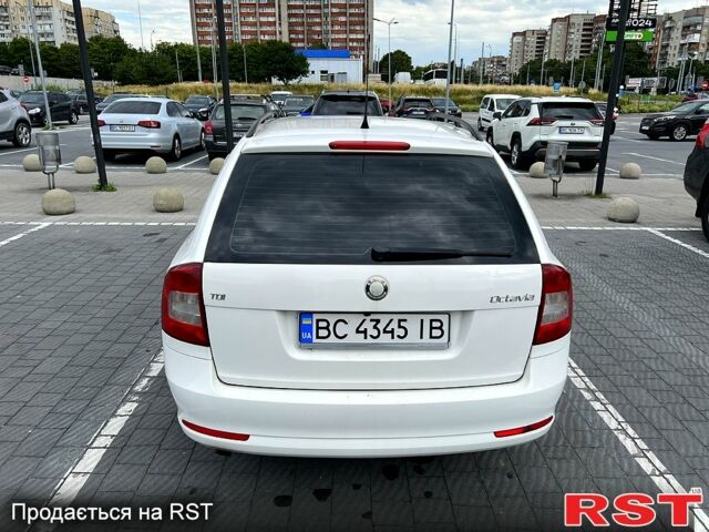 Белый Шкода Октавия, объемом двигателя 1.6 л и пробегом 320 тыс. км за 6200 $, фото 4 на Automoto.ua