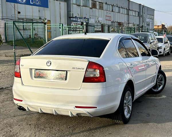 Белый Шкода Октавия, объемом двигателя 1.8 л и пробегом 233 тыс. км за 8300 $, фото 7 на Automoto.ua