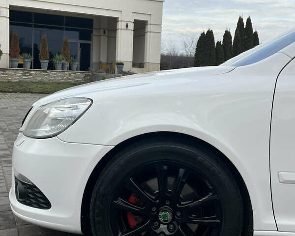 Белый Шкода Октавия, объемом двигателя 1.97 л и пробегом 298 тыс. км за 9999 $, фото 44 на Automoto.ua