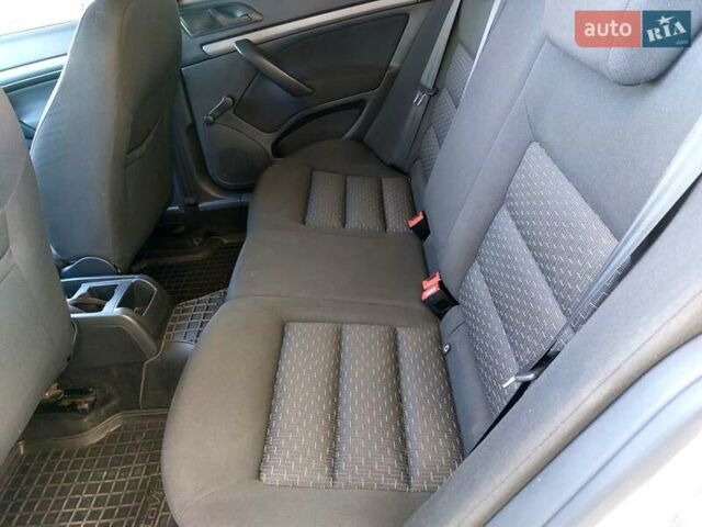 Белый Шкода Октавия, объемом двигателя 1.6 л и пробегом 289 тыс. км за 6800 $, фото 32 на Automoto.ua