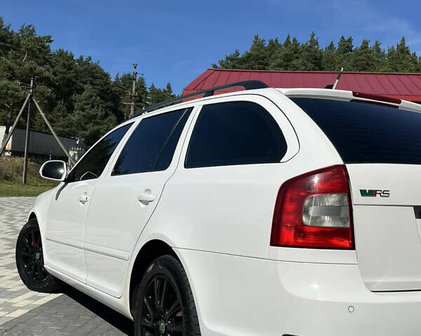 Белый Шкода Октавия, объемом двигателя 1.97 л и пробегом 297 тыс. км за 9500 $, фото 9 на Automoto.ua