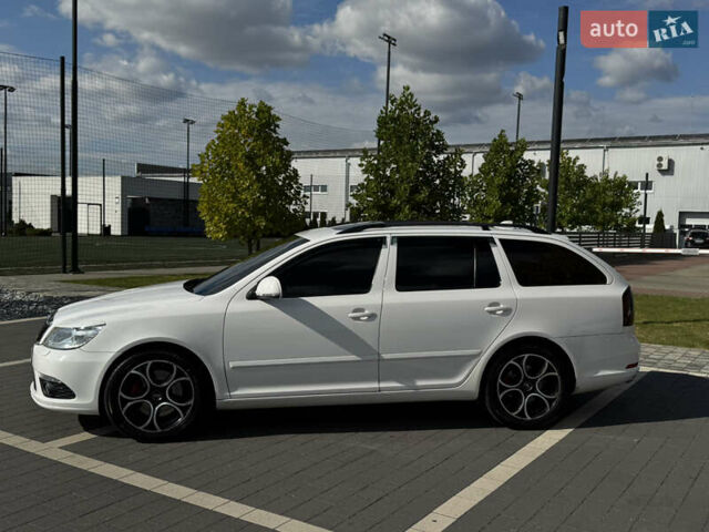Белый Шкода Октавия, объемом двигателя 2 л и пробегом 311 тыс. км за 10999 $, фото 3 на Automoto.ua