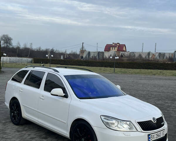 Белый Шкода Октавия, объемом двигателя 1.97 л и пробегом 298 тыс. км за 9999 $, фото 14 на Automoto.ua