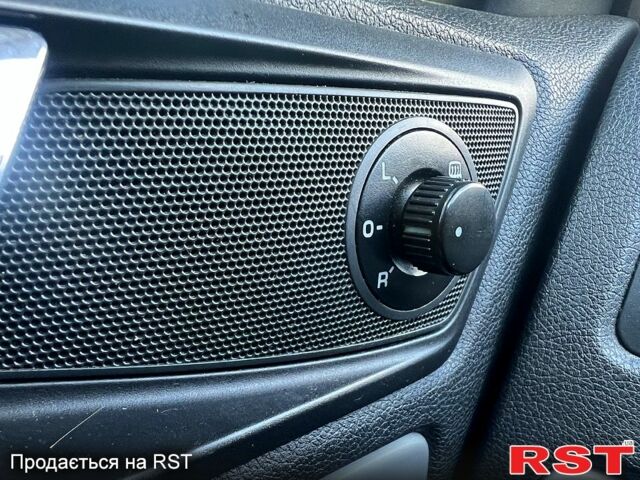 Белый Шкода Октавия, объемом двигателя 1.6 л и пробегом 320 тыс. км за 6200 $, фото 9 на Automoto.ua