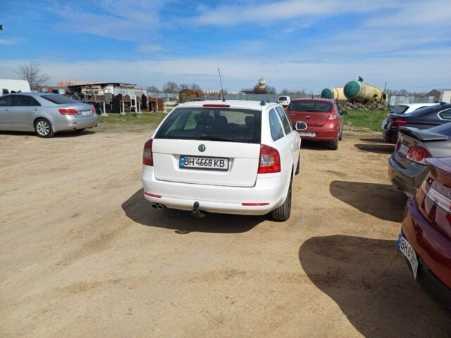 Белый Шкода Октавия, объемом двигателя 1.6 л и пробегом 270 тыс. км за 7555 $, фото 4 на Automoto.ua