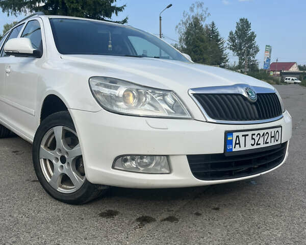Белый Шкода Октавия, объемом двигателя 1.6 л и пробегом 260 тыс. км за 6850 $, фото 15 на Automoto.ua