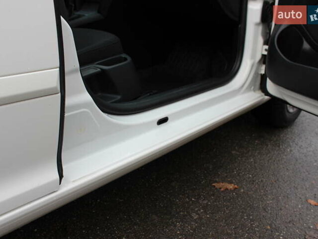 Белый Шкода Октавия, объемом двигателя 1.2 л и пробегом 260 тыс. км за 7700 $, фото 12 на Automoto.ua