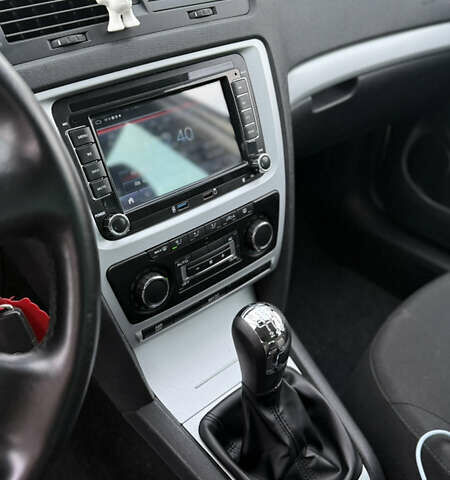 Белый Шкода Октавия, объемом двигателя 0 л и пробегом 247 тыс. км за 6550 $, фото 23 на Automoto.ua