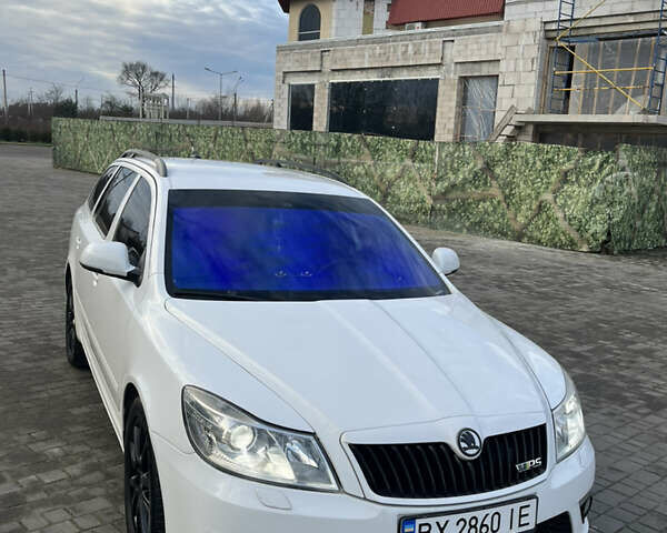 Белый Шкода Октавия, объемом двигателя 1.97 л и пробегом 298 тыс. км за 9999 $, фото 17 на Automoto.ua