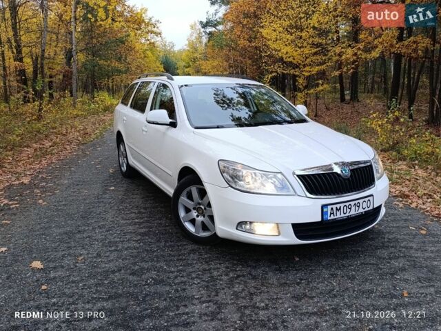 Белый Шкода Октавия, объемом двигателя 1.6 л и пробегом 308 тыс. км за 7400 $, фото 3 на Automoto.ua