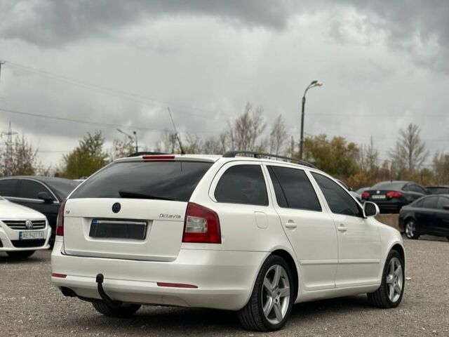 Белый Шкода Октавия, объемом двигателя 0 л и пробегом 324 тыс. км за 6500 $, фото 4 на Automoto.ua