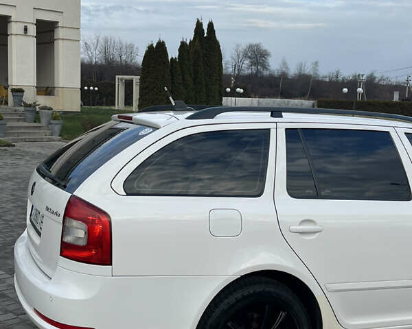 Белый Шкода Октавия, объемом двигателя 1.97 л и пробегом 298 тыс. км за 9999 $, фото 25 на Automoto.ua