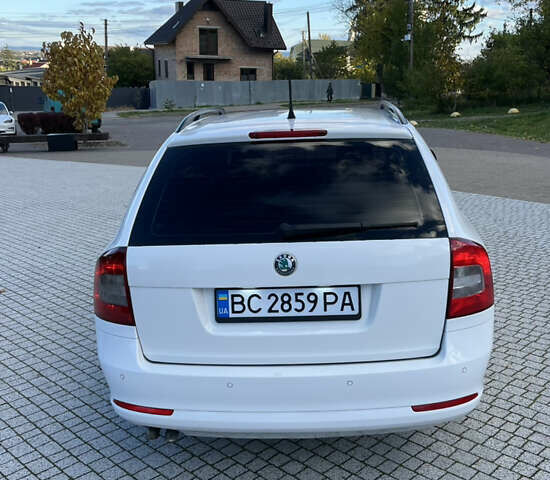 Білий Шкода Октавія, об'ємом двигуна 1.9 л та пробігом 254 тис. км за 6900 $, фото 5 на Automoto.ua