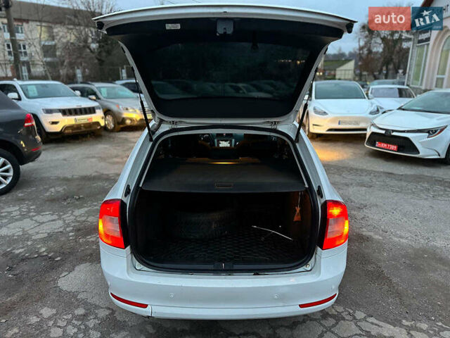 Білий Шкода Октавія, об'ємом двигуна 1.8 л та пробігом 316 тис. км за 7290 $, фото 10 на Automoto.ua