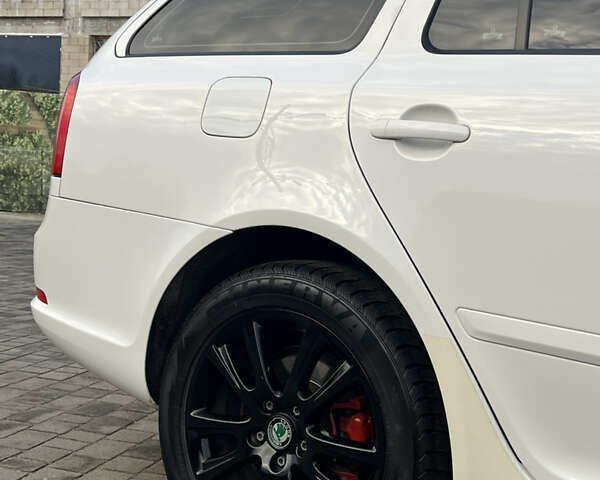 Белый Шкода Октавия, объемом двигателя 1.97 л и пробегом 298 тыс. км за 9999 $, фото 24 на Automoto.ua