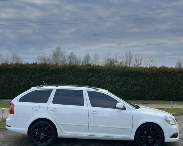 Белый Шкода Октавия, объемом двигателя 1.97 л и пробегом 298 тыс. км за 9999 $, фото 37 на Automoto.ua