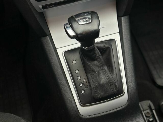 Белый Шкода Октавия, объемом двигателя 0 л и пробегом 324 тыс. км за 6500 $, фото 11 на Automoto.ua