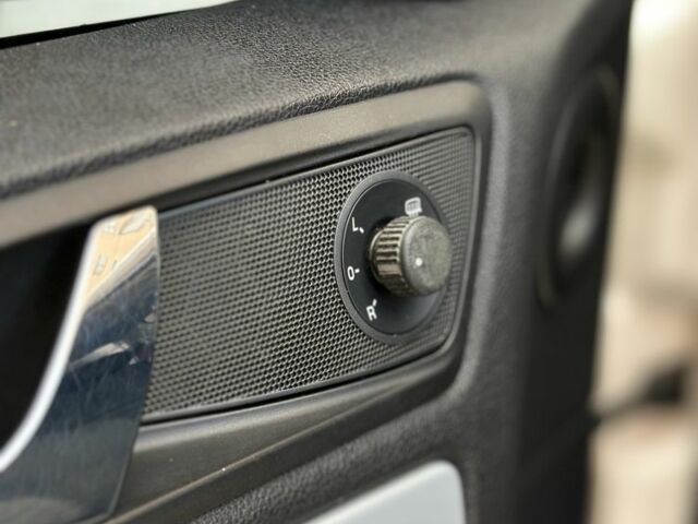 Шкода Октавія 2010 у Нетешине на Automoto.ua Білий Шкода Октавія, об'ємом двигуна 1.6 л та пробігом 357 тис. км за 5499 $, фото 9 на Automoto.ua