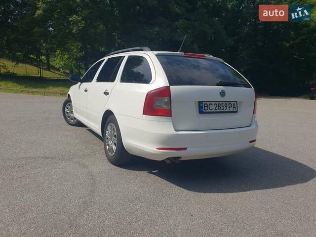 Белый Шкода Октавия, объемом двигателя 1.9 л и пробегом 250 тыс. км за 6800 $, фото 3 на Automoto.ua