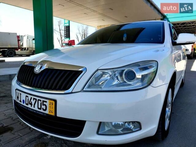 Белый Шкода Октавия, объемом двигателя 1.6 л и пробегом 289 тыс. км за 6800 $, фото 9 на Automoto.ua