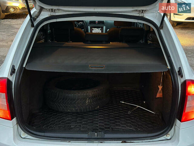 Білий Шкода Октавія, об'ємом двигуна 1.8 л та пробігом 316 тис. км за 7290 $, фото 11 на Automoto.ua