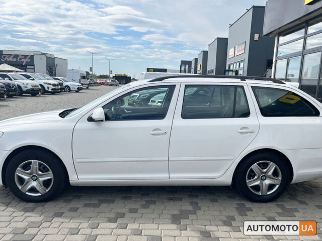 Белый Шкода Октавия, объемом двигателя 1.6 л и пробегом 245 тыс. км за 8200 $, фото 3 на Automoto.ua