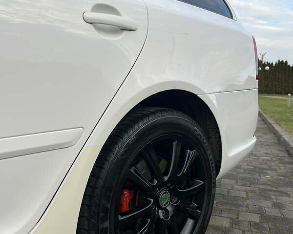 Белый Шкода Октавия, объемом двигателя 1.97 л и пробегом 298 тыс. км за 9999 $, фото 33 на Automoto.ua