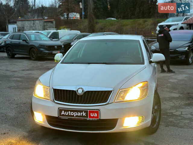 Білий Шкода Октавія, об'ємом двигуна 1.8 л та пробігом 316 тис. км за 7290 $, фото 1 на Automoto.ua