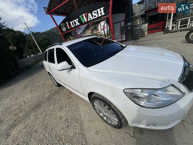 Белый Шкода Октавия, объемом двигателя 1.6 л и пробегом 270 тыс. км за 7000 $, фото 9 на Automoto.ua