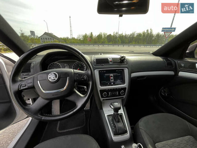 Белый Шкода Октавия, объемом двигателя 1.6 л и пробегом 325 тыс. км за 7800 $, фото 20 на Automoto.ua