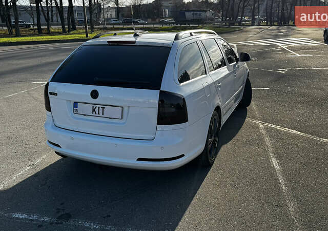 Белый Шкода Октавия, объемом двигателя 1.9 л и пробегом 360 тыс. км за 11000 $, фото 2 на Automoto.ua